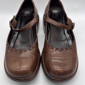 Dansko Brown Mary Jane Stitching Buckle Strap Heel Chocolate Womens Size 8.5